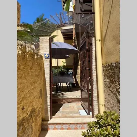 Appartamento L’elegante dépendance del Barone Francesco Sala Agrigento Esterno foto