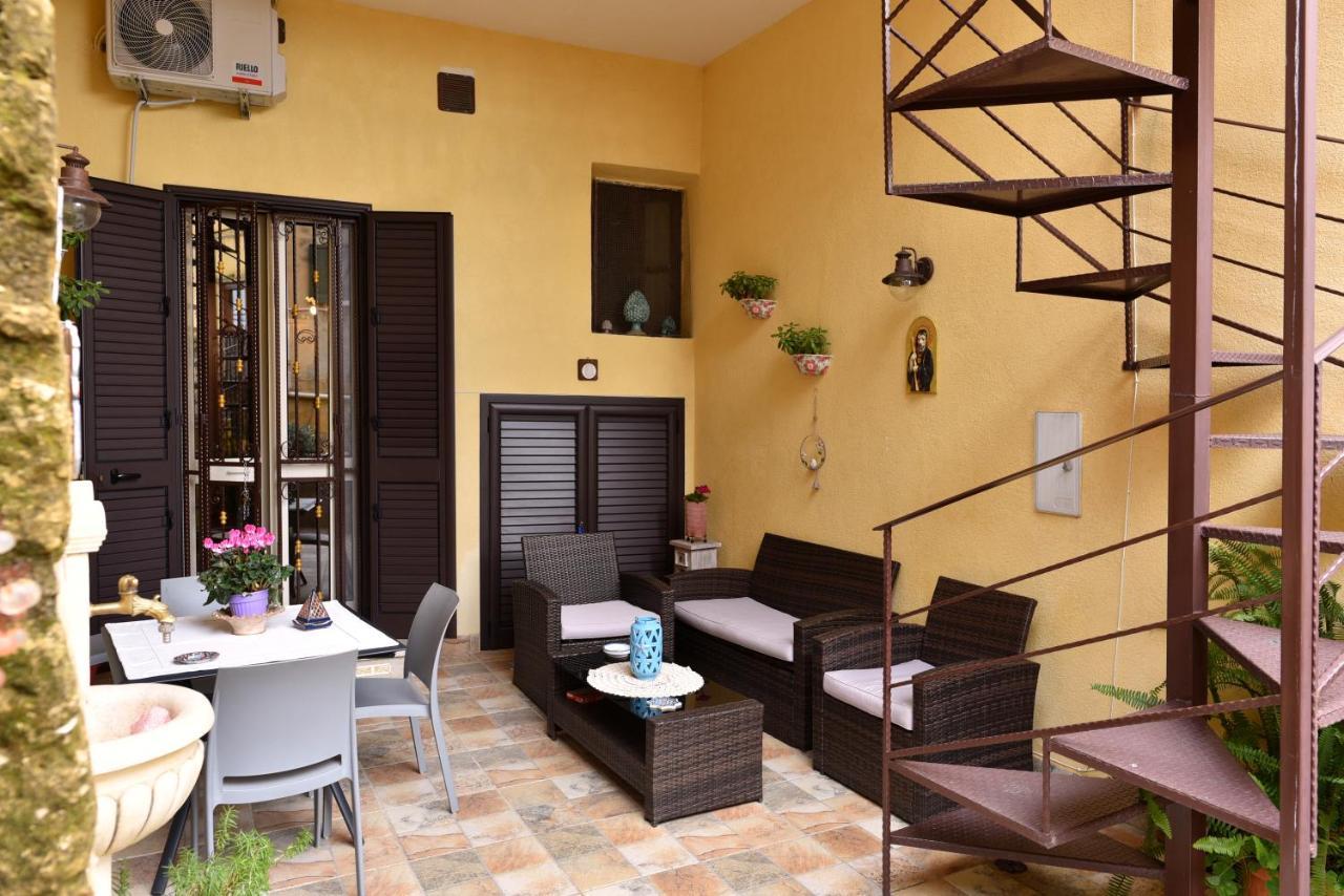 L'elegante Dependance Del Barone Francesco Sala Apartment