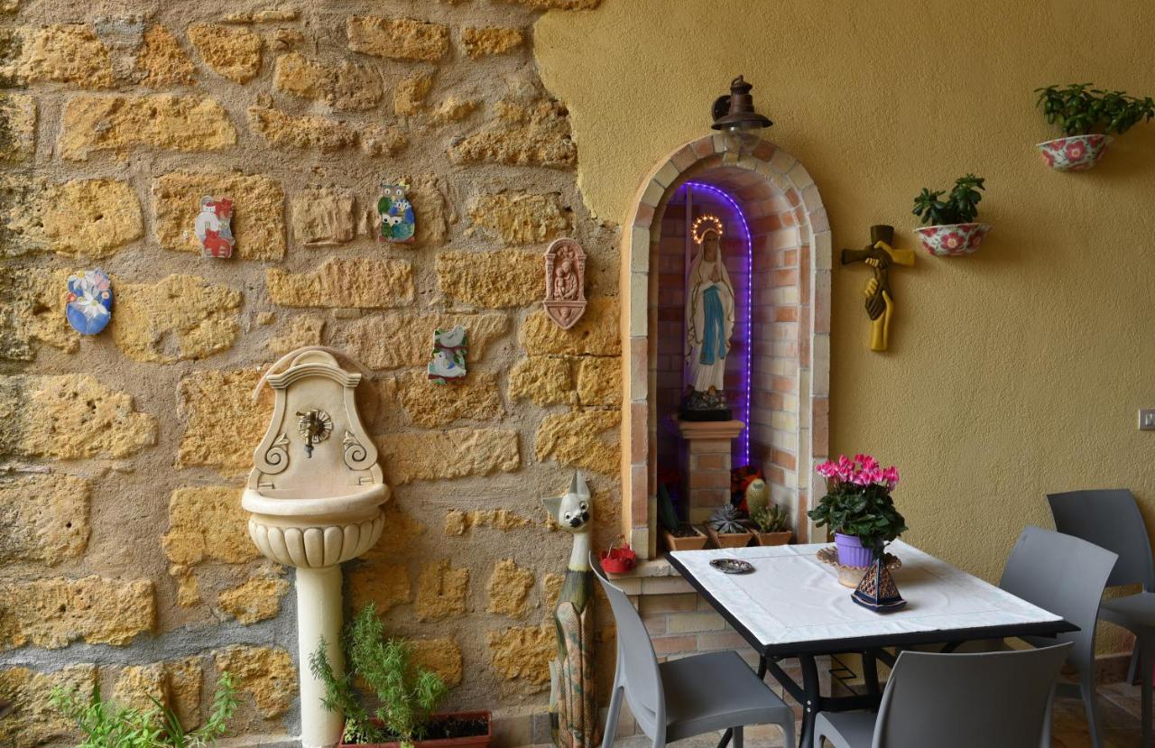 L'elegante Dependance Del Barone Francesco Sala Apartment Agrigento